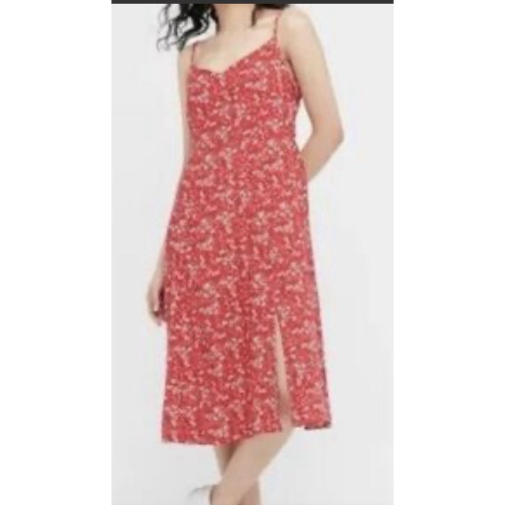 UNIQLO Crimson Floral Sz  M Babydoll Slip Sun Dress Resort Cruise Travel Fairy